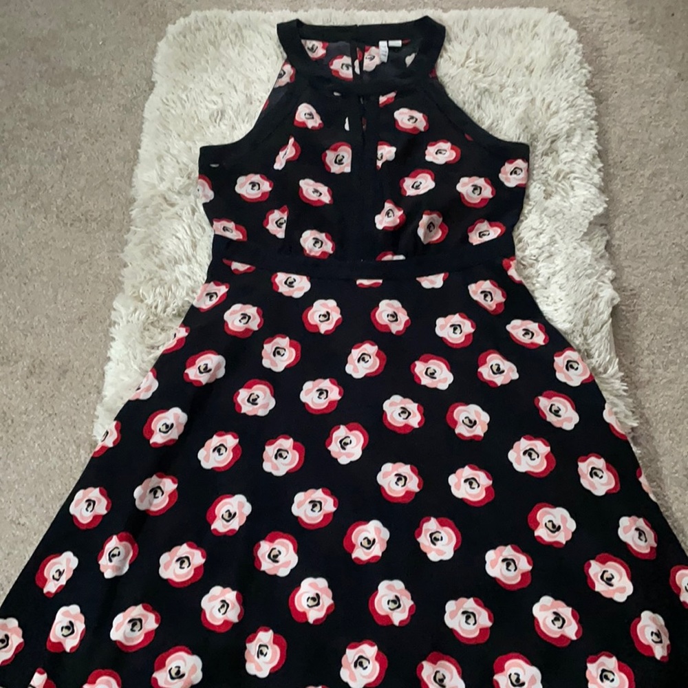 Elle size 6 black and red floral print dress